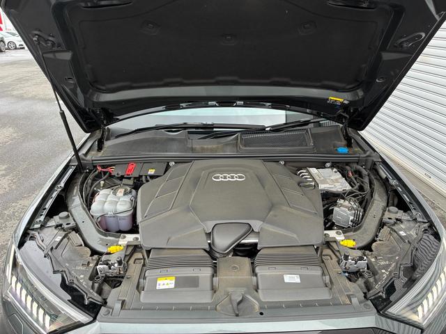 Q7 55TFSIクワトロ Sライン 4WD バング&オルフセン ブラックスタイリング LED フロントフォグランプ ルーフレール アルミホイール スマートキー 電動シート シートヒーター 本革シート フルセグ ETC エアサスペンション(13枚目)