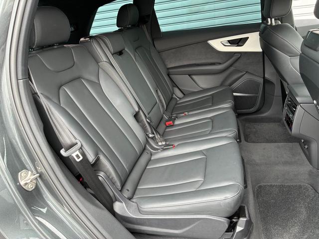 Q7 55TFSIクワトロ Sライン 4WD バング&オルフセン ブラックスタイリング LED フロントフォグランプ ルーフレール アルミホイール スマートキー 電動シート シートヒーター 本革シート フルセグ ETC エアサスペンション(17枚目)