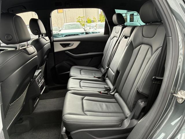 Q7 55TFSIクワトロ Sライン 4WD バング&オルフセン ブラックスタイリング LED フロントフォグランプ ルーフレール アルミホイール スマートキー 電動シート シートヒーター 本革シート フルセグ ETC エアサスペンション(20枚目)