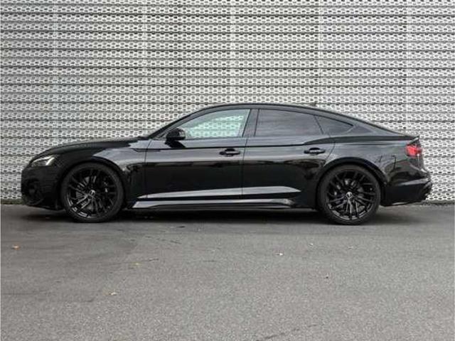 RS5スポーツバック  4WD 認定中古車 RS デザインパッケージ グレー/RSスポーツエグゾーストシステム/TVチューナー/アルミホイール 5セグメントスポークデザイン マットチタングレー LED フルエアロ(5枚目)