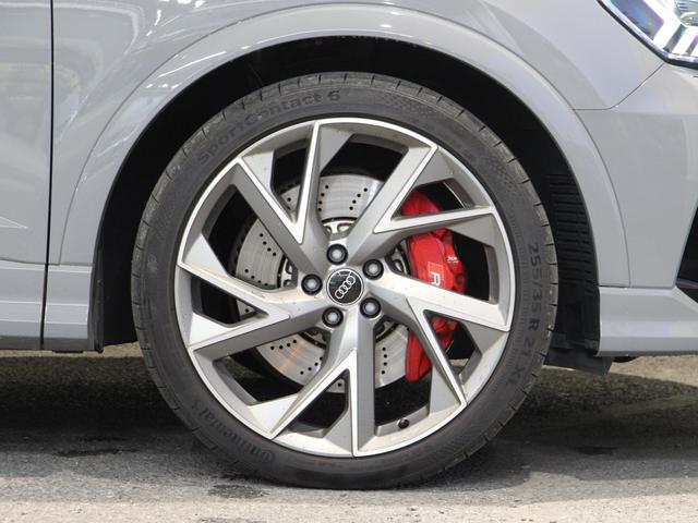RS Q3 スポーツバック  4WD 認定中古車 RSエキゾーストシステム  RSダンピングサスペンション マトリクスLED 電動シート ファインナッパレザー SONOSサウンドスピーカー 1オーナー 禁煙車 アルミホイール(9枚目)