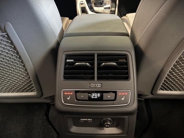 A5スポーツバック ブラックスタイルプラス 認定中古車 限定車 ブラックスタイリングパッケージ 専用インテリア ワンオーナー 禁煙車 LED アルミホイール スマートキー 電動シート シートヒーター 過給器設定モデル ETC 障害物センサー(26枚目)