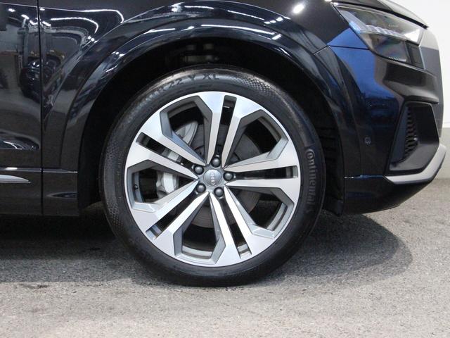 Q8 55TFSIクワトロ Sライン 4WD 認定中古車 S-Lineパッケージ HDマトリクス ブラックレザーSスポーツシート ベンチレーション&マッサージ バング&オルフセン ルーフレール アルミホイール スマートキー 電動シート(9枚目)