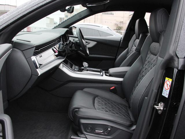 Q8 55TFSIクワトロ Sライン 4WD 認定中古車 S-Lineパッケージ HDマトリクス ブラックレザーSスポーツシート ベンチレーション&マッサージ バング&オルフセン ルーフレール アルミホイール スマートキー 電動シート(23枚目)