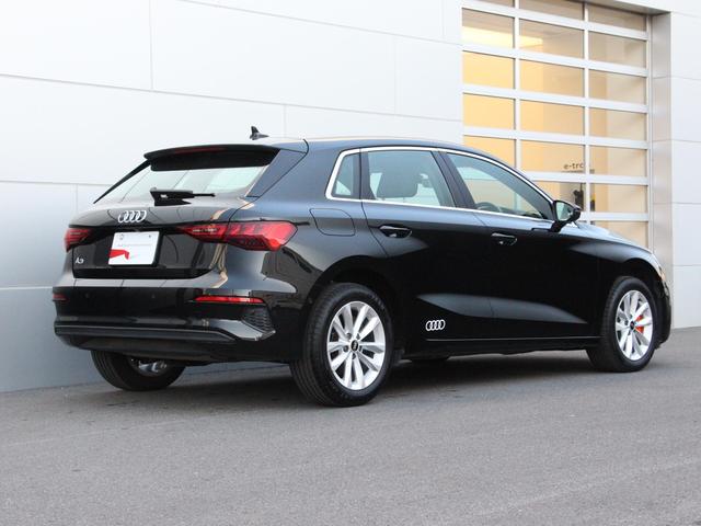 Ａ３ スポーツバック３０ＴＦＳＩ　認定中古車　ＬＥＤヘッドライト　ヴァーチャルコクピット　アダプティブクルーズ　レーンキープ　サイドアシスト　バックカメラ　アルミホイール　過給器設定モデル　メモリーナビ　フルセグＴＶ　障害物センサー（2枚目）