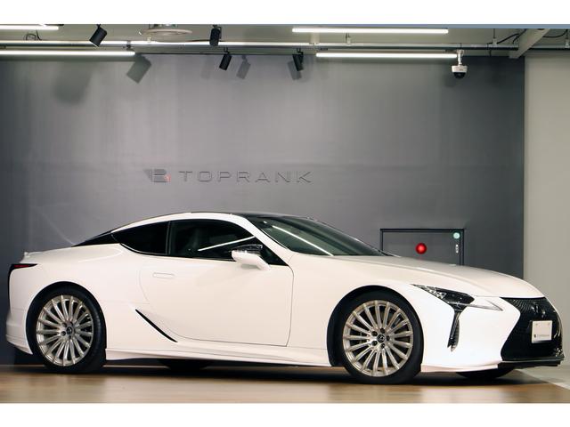 ＬＣ５００　Ｓパッケージ　Ｖ８ＮＡエンジン　ＴＲＤエアロ　鍛造２１インチＡＷ　アルカンターラコンビレザー　レクサスセーフティシステム＋　カーボンルーフ　カラーヘッドアップディスプレイ　ブラックペイント　新車保証(14枚目)