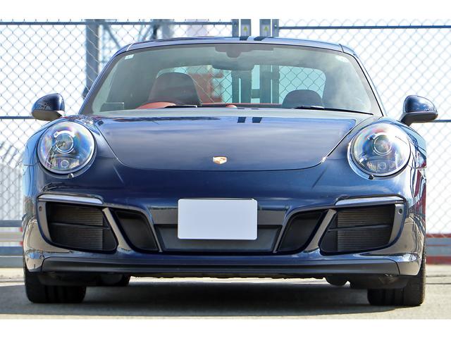 ９１１ ９１１カレラＧＴＳ　ナイトブルーメタリック　レザーインテリア　レッド革　ポルシェエントリー＆ドライブ　シート＆ステアリングヒーター　電動ミラー　パークアシスト　純正２０インチＡＷ　　可変バルブ　２０１９年モデル（12枚目）