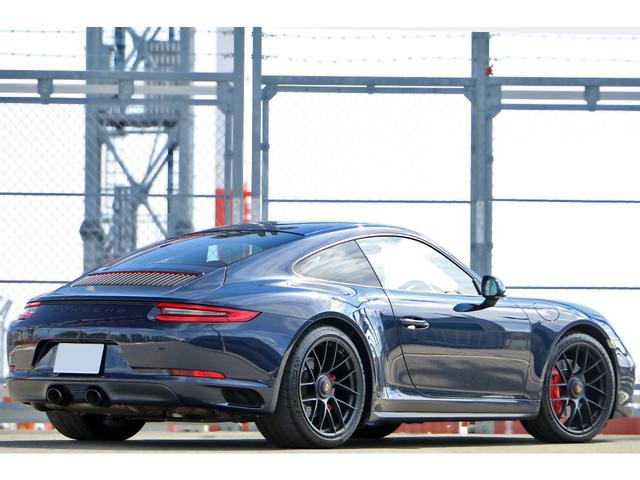 ９１１ ９１１カレラＧＴＳ　ナイトブルーメタリック　レザーインテリア　レッド革　ポルシェエントリー＆ドライブ　シート＆ステアリングヒーター　電動ミラー　パークアシスト　純正２０インチＡＷ　　可変バルブ　２０１９年モデル（15枚目）