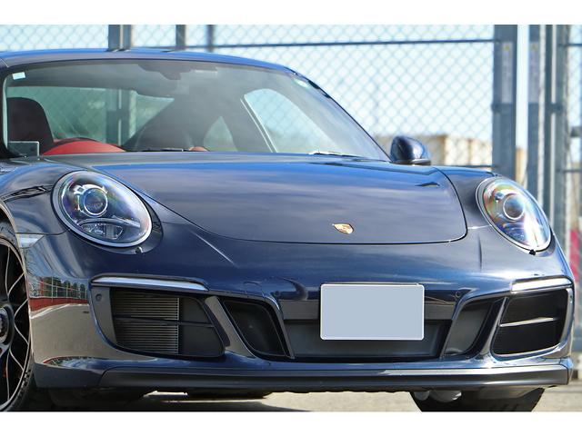 ９１１ ９１１カレラＧＴＳ　ナイトブルーメタリック　レザーインテリア　レッド革　ポルシェエントリー＆ドライブ　シート＆ステアリングヒーター　電動ミラー　パークアシスト　純正２０インチＡＷ　　可変バルブ　２０１９年モデル（24枚目）