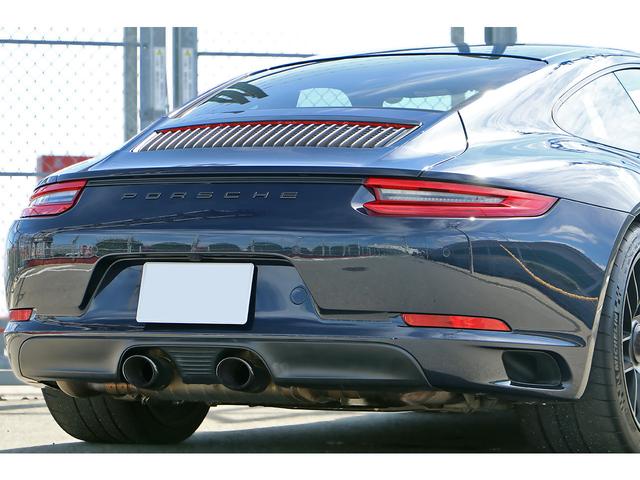 ９１１ ９１１カレラＧＴＳ　ナイトブルーメタリック　レザーインテリア　レッド革　ポルシェエントリー＆ドライブ　シート＆ステアリングヒーター　電動ミラー　パークアシスト　純正２０インチＡＷ　　可変バルブ　２０１９年モデル（28枚目）