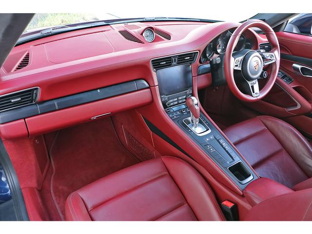 ９１１ ９１１カレラＧＴＳ　ナイトブルーメタリック　レザーインテリア　レッド革　ポルシェエントリー＆ドライブ　シート＆ステアリングヒーター　電動ミラー　パークアシスト　純正２０インチＡＷ　　可変バルブ　２０１９年モデル（35枚目）