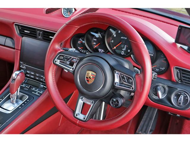 ９１１ ９１１カレラＧＴＳ　ナイトブルーメタリック　レザーインテリア　レッド革　ポルシェエントリー＆ドライブ　シート＆ステアリングヒーター　電動ミラー　パークアシスト　純正２０インチＡＷ　　可変バルブ　２０１９年モデル（38枚目）