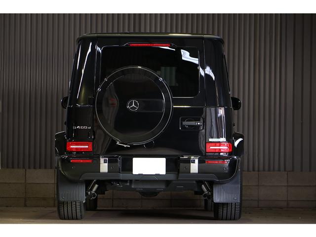 Ｇクラス Ｇ４００ｄ　ＡＭＧライン　Ｍａｎｕｆａｋｔｕｒプログラムプラス　ラグジュアリーＰＫＧ　白革　ダイヤモンドステッチ　アダプティブダンピング　同色タイヤスペアリング　プレミアムラゲッジ　Ｂｕｒｍｅｓｔｅｒ　新車保証　ワンオーナー（7枚目）