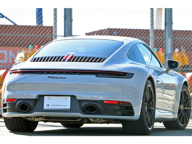 ９１１ ９１１カレラ　クレヨン　スポクロ　スポエグ　ＰＤＬＳ＋　ＯＰ１９／２０サテンブラックＡＷ　レザーインテリア　シートヒーター／ベンチレーター　エントリー＆ドライブ　ＡＣＣ　レーンキープ／レーンチェンジアシスト（18枚目）