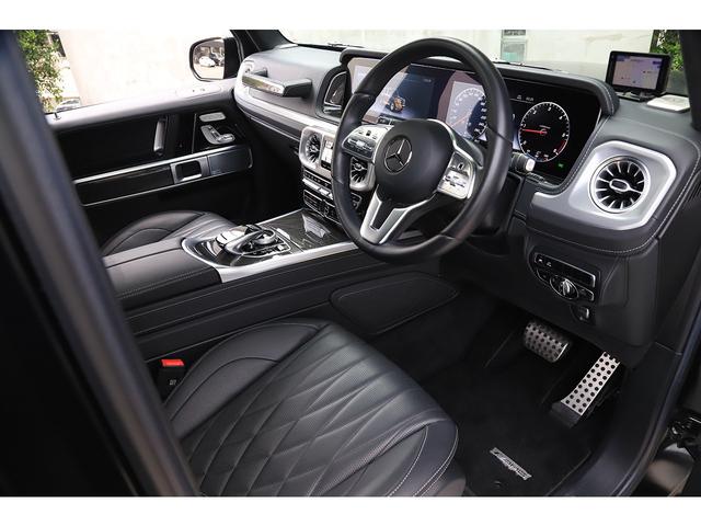 Gクラス G400d AMGライン エディションマグノブラック 300台限定車 ワンオーナー カーボンインテリアトリム チェリーウッドラゲッジ ナイトPKG AMG20インチAW Burmester エクスクルーシブナッパレザー(9枚目)