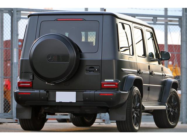 Gクラス G400d AMGライン エディションマグノブラック 300台限定車 ワンオーナー カーボンインテリアトリム チェリーウッドラゲッジ ナイトPKG AMG20インチAW Burmester エクスクルーシブナッパレザー(18枚目)