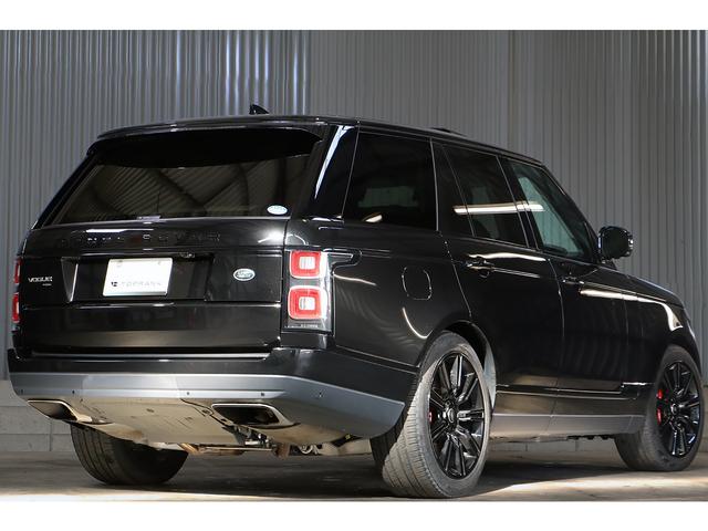 レンジローバー ヴォーグ　ブラックエクステリア／ドライバーアシストパック　ＯＰ２１インチグロスブラックＡＷ　ピクセルＬＥＤライト　ツートンインテリア　スライディングＳＲ　ＭＥＲＩＤＩＡＮサラウンド　シートヒーター／クーラー（18枚目）