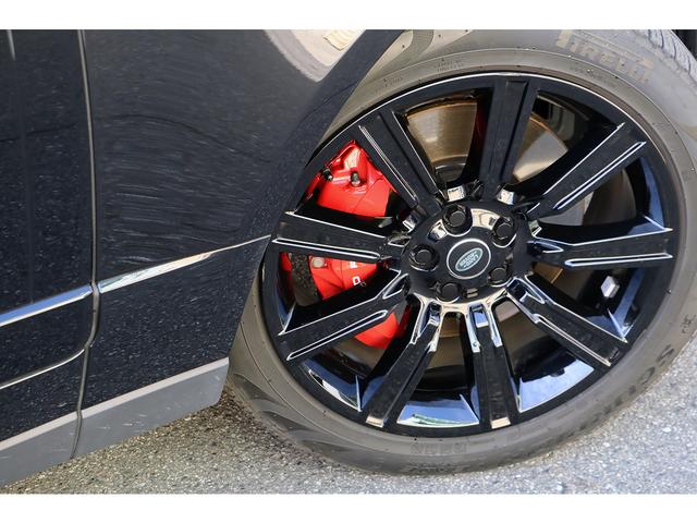 レンジローバー ヴォーグ　ブラックエクステリア／ドライバーアシストパック　ＯＰ２１インチグロスブラックＡＷ　ピクセルＬＥＤライト　ツートンインテリア　スライディングＳＲ　ＭＥＲＩＤＩＡＮサラウンド　シートヒーター／クーラー（32枚目）