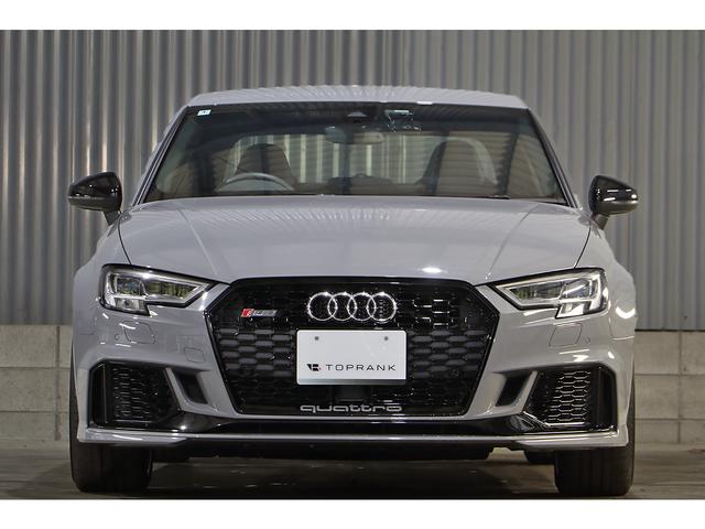 ＲＳ３ ベースグレード　ワンオーナー　ナルドグレー　マトリクスＬＥＤ　マグネティックライド　ブラックエクステリア　ＲＳスポーツシート　レッドステッチインテリア　Ｂａｎｇ＆Ｏｌｕｆｓｅｎ　１９インチＡＷ　ＴＶチューナー（6枚目）