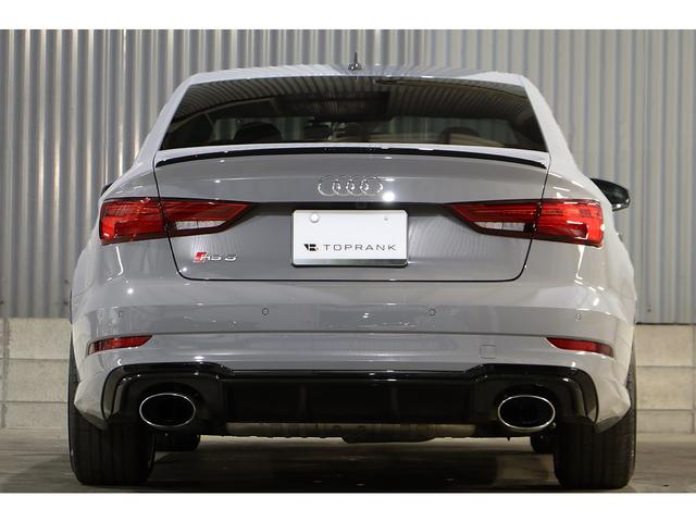 ＲＳ３ ベースグレード　ワンオーナー　ナルドグレー　マトリクスＬＥＤ　マグネティックライド　ブラックエクステリア　ＲＳスポーツシート　レッドステッチインテリア　Ｂａｎｇ＆Ｏｌｕｆｓｅｎ　１９インチＡＷ　ＴＶチューナー（7枚目）