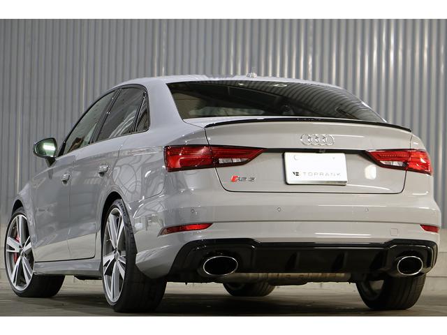 ＲＳ３ ベースグレード　ワンオーナー　ナルドグレー　マトリクスＬＥＤ　マグネティックライド　ブラックエクステリア　ＲＳスポーツシート　レッドステッチインテリア　Ｂａｎｇ＆Ｏｌｕｆｓｅｎ　１９インチＡＷ　ＴＶチューナー（20枚目）