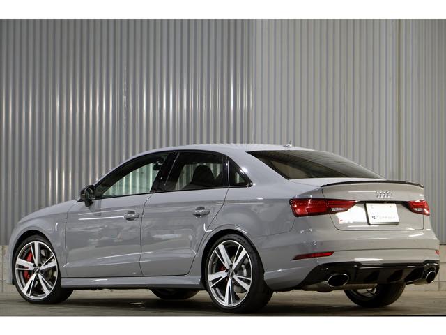 ＲＳ３ ベースグレード　ワンオーナー　ナルドグレー　マトリクスＬＥＤ　マグネティックライド　ブラックエクステリア　ＲＳスポーツシート　レッドステッチインテリア　Ｂａｎｇ＆Ｏｌｕｆｓｅｎ　１９インチＡＷ　ＴＶチューナー（21枚目）