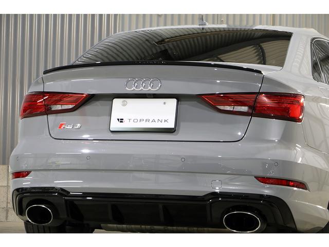 ＲＳ３ ベースグレード　ワンオーナー　ナルドグレー　マトリクスＬＥＤ　マグネティックライド　ブラックエクステリア　ＲＳスポーツシート　レッドステッチインテリア　Ｂａｎｇ＆Ｏｌｕｆｓｅｎ　１９インチＡＷ　ＴＶチューナー（30枚目）