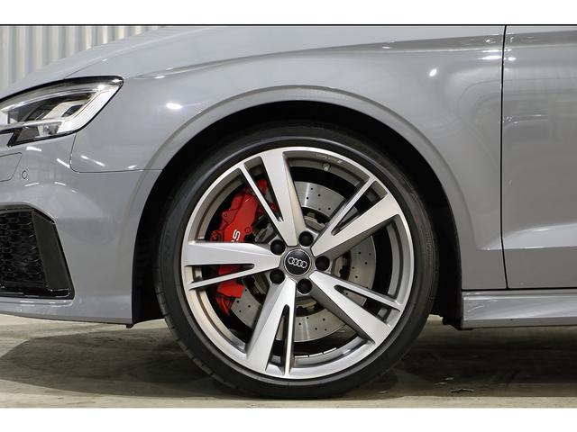 ＲＳ３ ベースグレード　ワンオーナー　ナルドグレー　マトリクスＬＥＤ　マグネティックライド　ブラックエクステリア　ＲＳスポーツシート　レッドステッチインテリア　Ｂａｎｇ＆Ｏｌｕｆｓｅｎ　１９インチＡＷ　ＴＶチューナー（31枚目）