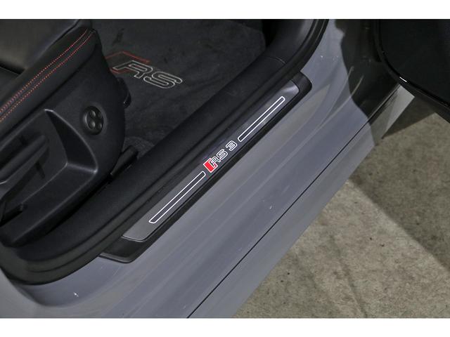 ＲＳ３ ベースグレード　ワンオーナー　ナルドグレー　マトリクスＬＥＤ　マグネティックライド　ブラックエクステリア　ＲＳスポーツシート　レッドステッチインテリア　Ｂａｎｇ＆Ｏｌｕｆｓｅｎ　１９インチＡＷ　ＴＶチューナー（46枚目）