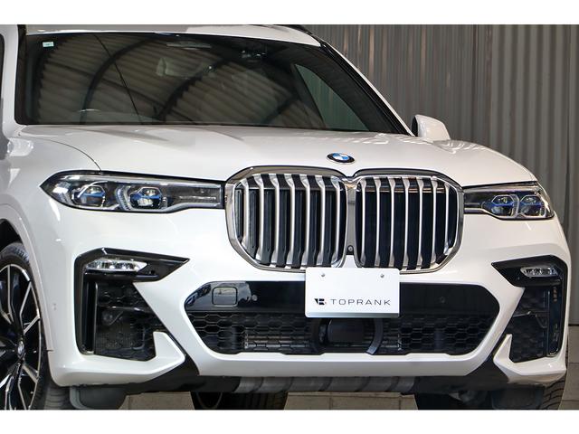 Ｘ７ ｘＤｒｉｖｅ　４０ｄ　Ｍスポーツ　セレクトＰＫＧ　２列目コンフォートシート　ＯＰ２２インチＡＷ　スカイラウンジＳＲ　リアモニター　ｈａｒｍａｎ／ｋａｒｄｏｎ　シートヒーター／クーラー　ドライビングアシストプロ　パーキングアシストプラス（23枚目）