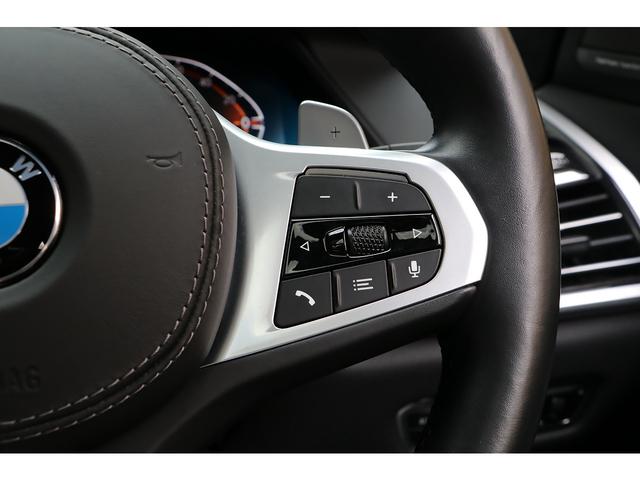 Ｘ７ ｘＤｒｉｖｅ　４０ｄ　Ｍスポーツ　セレクトＰＫＧ　２列目コンフォートシート　ＯＰ２２インチＡＷ　スカイラウンジＳＲ　リアモニター　ｈａｒｍａｎ／ｋａｒｄｏｎ　シートヒーター／クーラー　ドライビングアシストプロ　パーキングアシストプラス（37枚目）