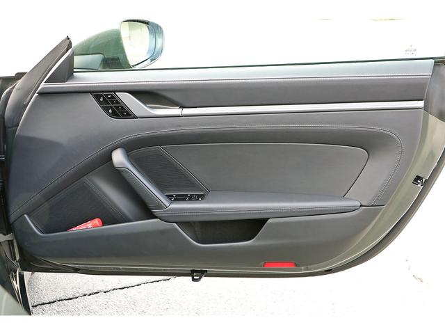 911 911カレラS ワンオーナー アベンチュリングリーン スポーツエグゾースト フロントリフト ネオジム塗装AW エントリー&ドライブシステム レザーインテリア 14Way電動シート シートヒーター/クーラー(48枚目)