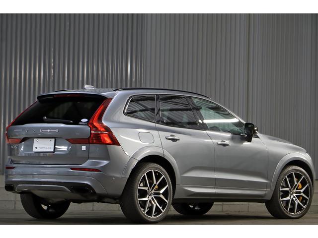 ＸＣ６０ Ｔ８　ポールスターエンジニアード　特別仕様車　Ｂｏｗｅｒｓ＆Ｗｉｌｋｉｎｓサウンドシステム　パノラマサンルーフ　専用２１インチＡＷ　Ａｋｅｂｏｎｏ社製ブレーキシステム　オープングリッドテキスタイル／ファインナッパスポーツシート（2枚目）