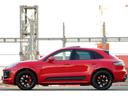 マカンＧＴＳ　ワンオーナー　スポーツクロノ　スポーツエグゾースト　ＯＰ２１インチグロスブラックＡＷ　エクステンドレザーインテリア　レッド＆ブラックレザー　パノラマサンルーフ　パワステプラス　レーンキープアシスト（22枚目）