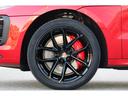 マカンＧＴＳ　ワンオーナー　スポーツクロノ　スポーツエグゾースト　ＯＰ２１インチグロスブラックＡＷ　エクステンドレザーインテリア　レッド＆ブラックレザー　パノラマサンルーフ　パワステプラス　レーンキープアシスト（30枚目）