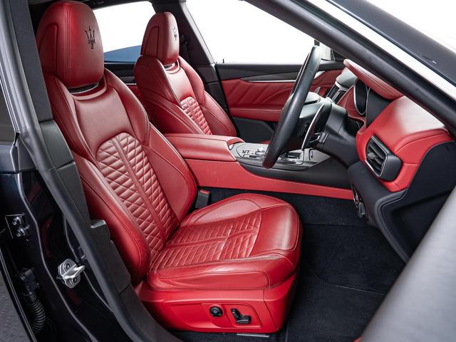 レヴァンテ グランスポーツ　認定保証１年付　２０２０年モデル　ピエノフィオーレナチュラルレザー　サンルーフ　３Ｄカーボンインテリアトリム　２１インチヘリオスホイール　４ゾーンクライメートコントロール　イージーエントリーシステム（10枚目）