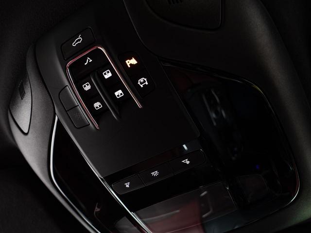 レヴァンテ グランスポーツ　認定保証１年付　２０２０年モデル　ピエノフィオーレナチュラルレザー　サンルーフ　３Ｄカーボンインテリアトリム　２１インチヘリオスホイール　４ゾーンクライメートコントロール　イージーエントリーシステム（41枚目）