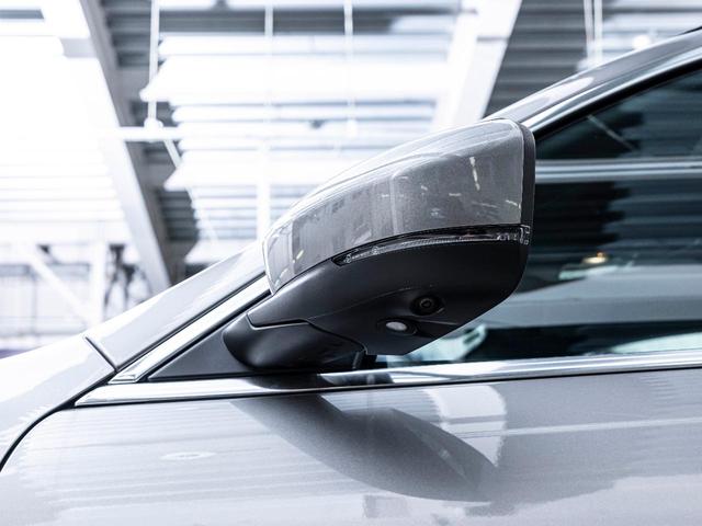 レヴァンテ グランスポーツ　認定保証２年　サンルーフ　フルプレミアムレザー　メタリックペイント　２１インチヘリオスホイール　プレミアムサウンドシステム　前後シートヒーター　ヘッドレストトライデントステッチ　リアドア電動ブラインド（16枚目）