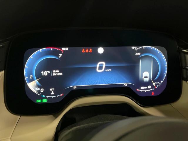 グレカーレ モデナ　認定保証２年付　Ｆｕｏｒｏｓｅｒｏｅ（ローズゴールドリキッドメタル・プレミアムレザー・トリコローレライン）　３Ｄカーボンインテリアトリム　スナスファベール２１スピーカー　テックアシスタンスパック（12枚目）