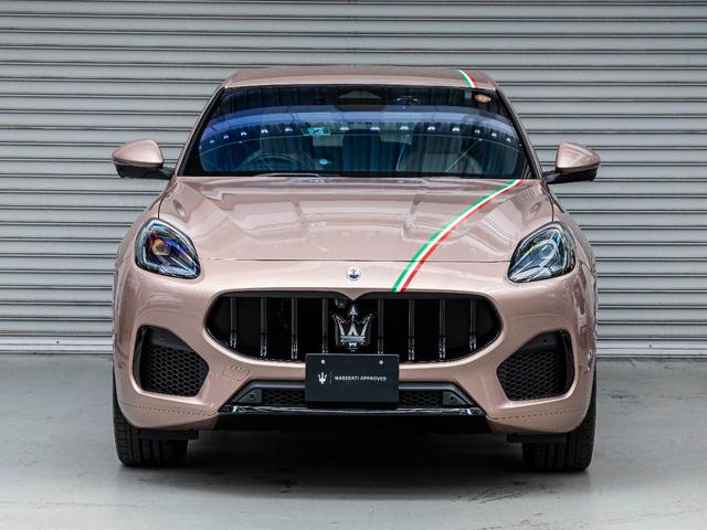 グレカーレ モデナ　認定保証２年付　Ｆｕｏｒｏｓｅｒｏｅ（ローズゴールドリキッドメタル・プレミアムレザー・トリコローレライン）　３Ｄカーボンインテリアトリム　スナスファベール２１スピーカー　テックアシスタンスパック（15枚目）