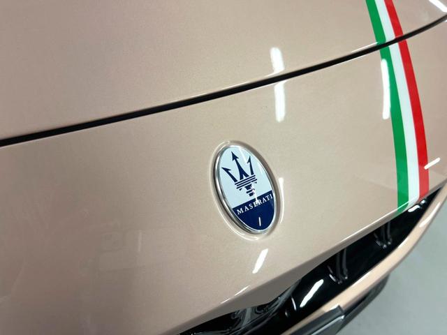 グレカーレ モデナ　認定保証２年付　Ｆｕｏｒｏｓｅｒｏｅ（ローズゴールドリキッドメタル・プレミアムレザー・トリコローレライン）　３Ｄカーボンインテリアトリム　スナスファベール２１スピーカー　テックアシスタンスパック（19枚目）