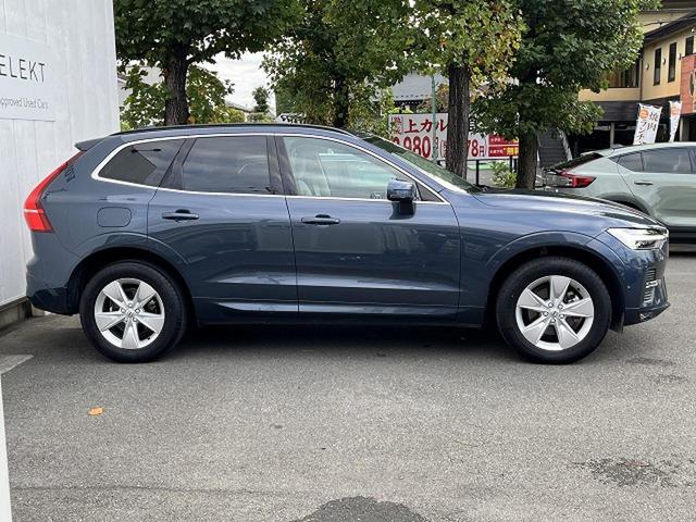 ＸＣ６０ プラス　Ｂ５　認定中古車　本革シート　禁煙車　純正Ｇｏｏｇｌｅナビ　３６０°ビューカメラ　クライメートパッケージ　パイロットアシスト　メモリーシート　全席シートヒーター　ステアリングヒーター　パワーテールゲート（19枚目）