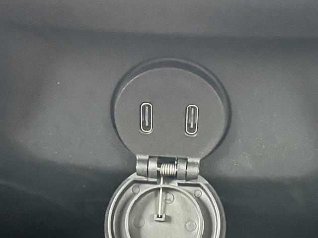 ＸＣ６０ プラス　Ｂ５　認定中古車　本革シート　禁煙車　純正Ｇｏｏｇｌｅナビ　３６０°ビューカメラ　クライメートパッケージ　パイロットアシスト　メモリーシート　全席シートヒーター　ステアリングヒーター　パワーテールゲート（51枚目）