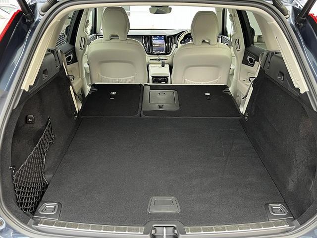 ＸＣ６０ プラス　Ｂ５　認定中古車　本革シート　禁煙車　純正Ｇｏｏｇｌｅナビ　３６０°ビューカメラ　クライメートパッケージ　パイロットアシスト　メモリーシート　全席シートヒーター　ステアリングヒーター　パワーテールゲート（56枚目）