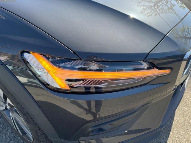 Ｖ６０ クロスカントリー　アルティメット　Ｂ５　ＡＷＤ　認定中古車　Ｂｏｗｅｒｓ　＆　Ｗｉｌｋｉｎｓ　ナッパレザーシート　インテリセーフ　衝突被害軽減　パイロットアシスト　シートヒーター　ベンチレーション　マッサージ機能付きシート　パワーシート　禁煙車（24枚目）
