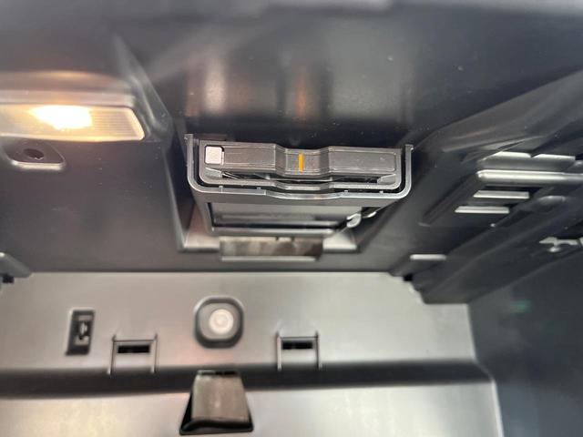 Ｖ６０ クロスカントリー　アルティメット　Ｂ５　ＡＷＤ　認定中古車　Ｂｏｗｅｒｓ　＆　Ｗｉｌｋｉｎｓ　ナッパレザーシート　インテリセーフ　衝突被害軽減　パイロットアシスト　シートヒーター　ベンチレーション　マッサージ機能付きシート　パワーシート　禁煙車（60枚目）