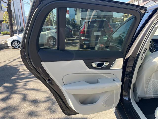 Ｖ６０ クロスカントリー　アルティメット　Ｂ５　ＡＷＤ　認定中古車　Ｂｏｗｅｒｓ　＆　Ｗｉｌｋｉｎｓ　ナッパレザーシート　インテリセーフ　衝突被害軽減　パイロットアシスト　シートヒーター　ベンチレーション　マッサージ機能付きシート　パワーシート　禁煙車（62枚目）