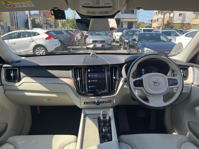 XC60 アルティメット B5 AWD 認定中古車 サンルーフ ナッパレザーシート Googleナビ B&Wプレミアムサウンド シートヒーター ベンチレーション パイロットアシスト マッサージ機能付きシート パワーシート パワーバックドア(2枚目)