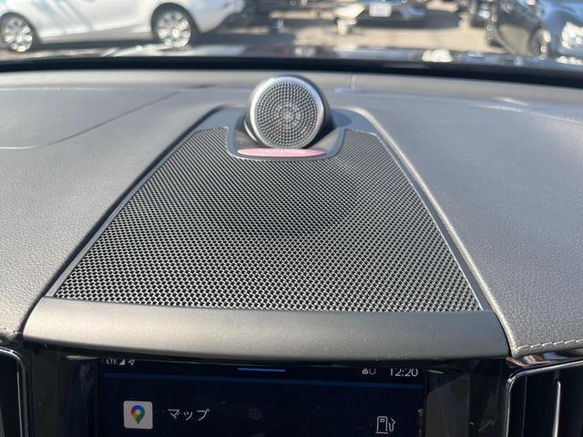 XC60 アルティメット B5 AWD 認定中古車 サンルーフ ナッパレザーシート Googleナビ B&Wプレミアムサウンド シートヒーター ベンチレーション パイロットアシスト マッサージ機能付きシート パワーシート パワーバックドア(5枚目)