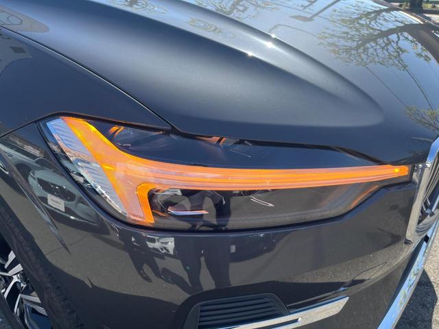 XC60 アルティメット B5 AWD 認定中古車 サンルーフ ナッパレザーシート Googleナビ B&Wプレミアムサウンド シートヒーター ベンチレーション パイロットアシスト マッサージ機能付きシート パワーシート パワーバックドア(27枚目)